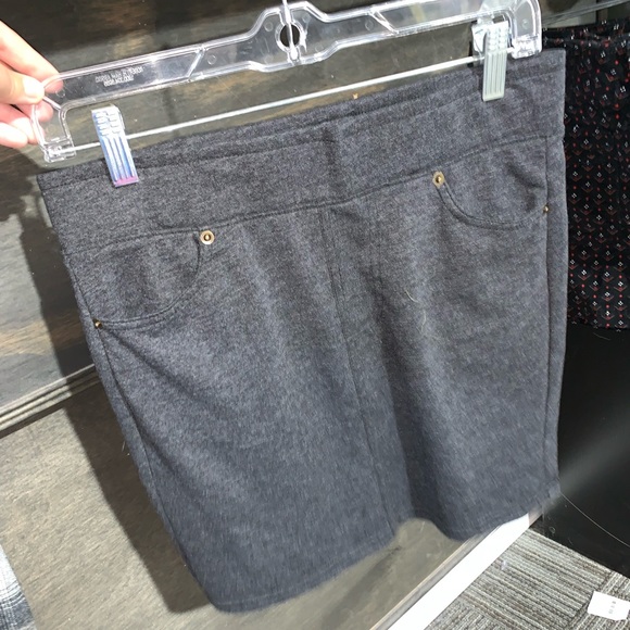 Z Supply Dresses & Skirts - Soft skirt